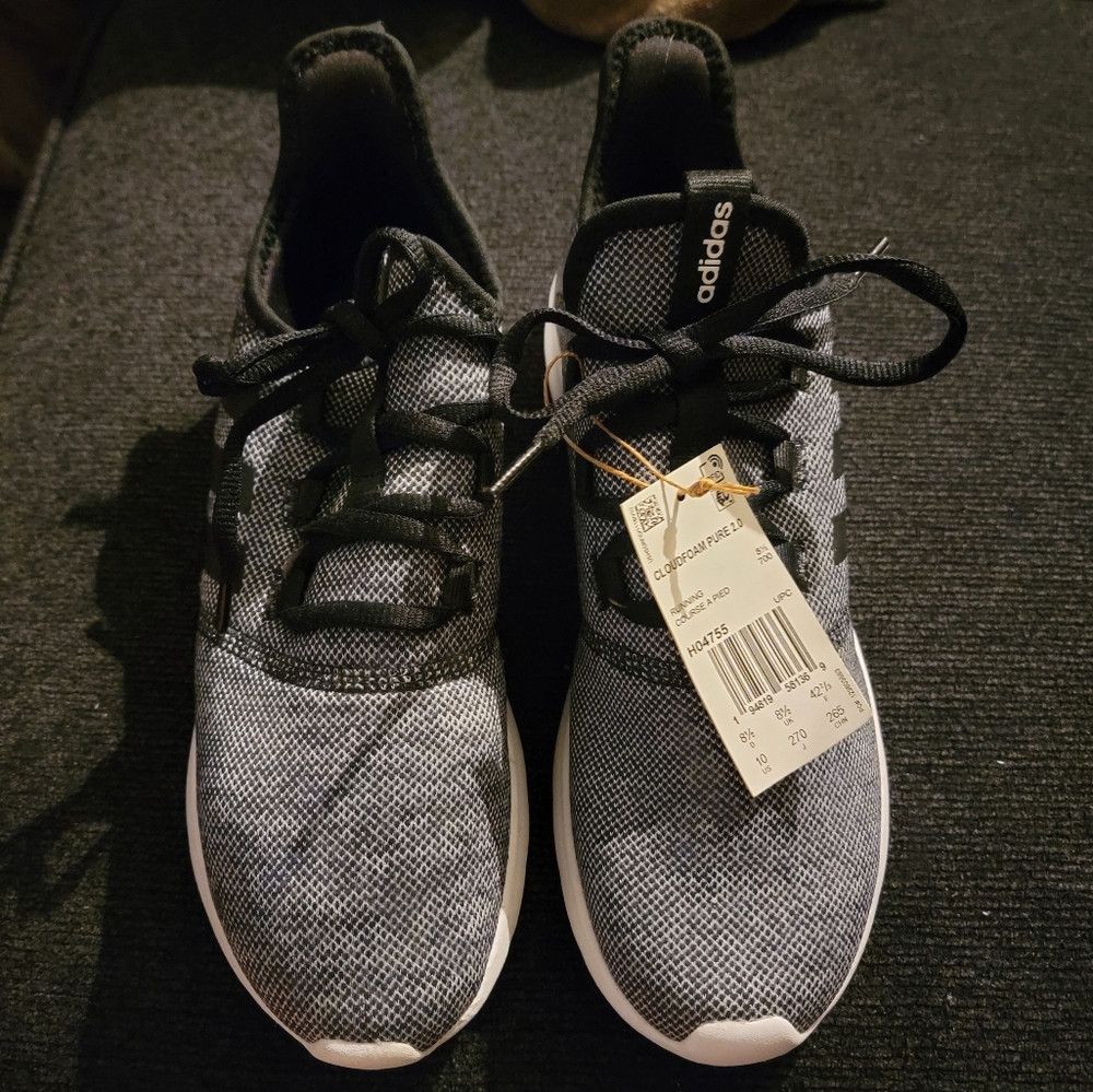 Adidas Women's Size 10 NEW